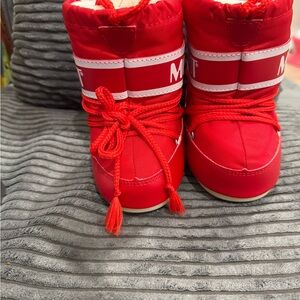Moon Boot Red and White Puffy Snow Boots